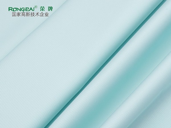 829#浅绿 新型聚酯纤维精密纺双面卡医护面料